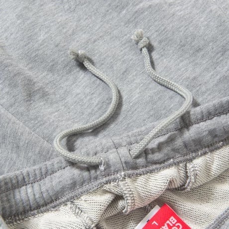 OUTLINE LOGO SWEAT SHORTS（GRAY）