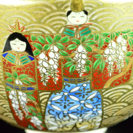 杉田祥平　清閑寺窯　色絵貝形青海波に立雛画茶盌