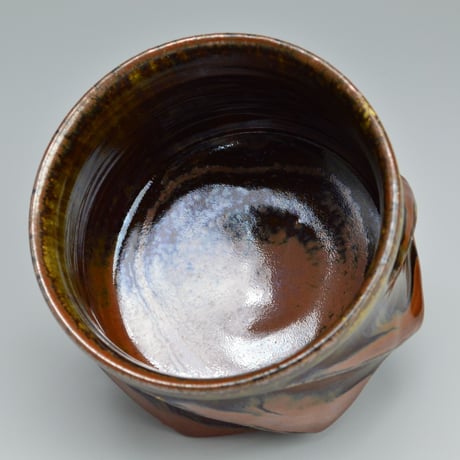 河井透　鉄釉面取筒茶碗