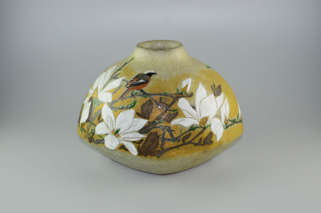 ◎金銀彩草花紋 盃 鈴木爽司 ぐい呑 酒器