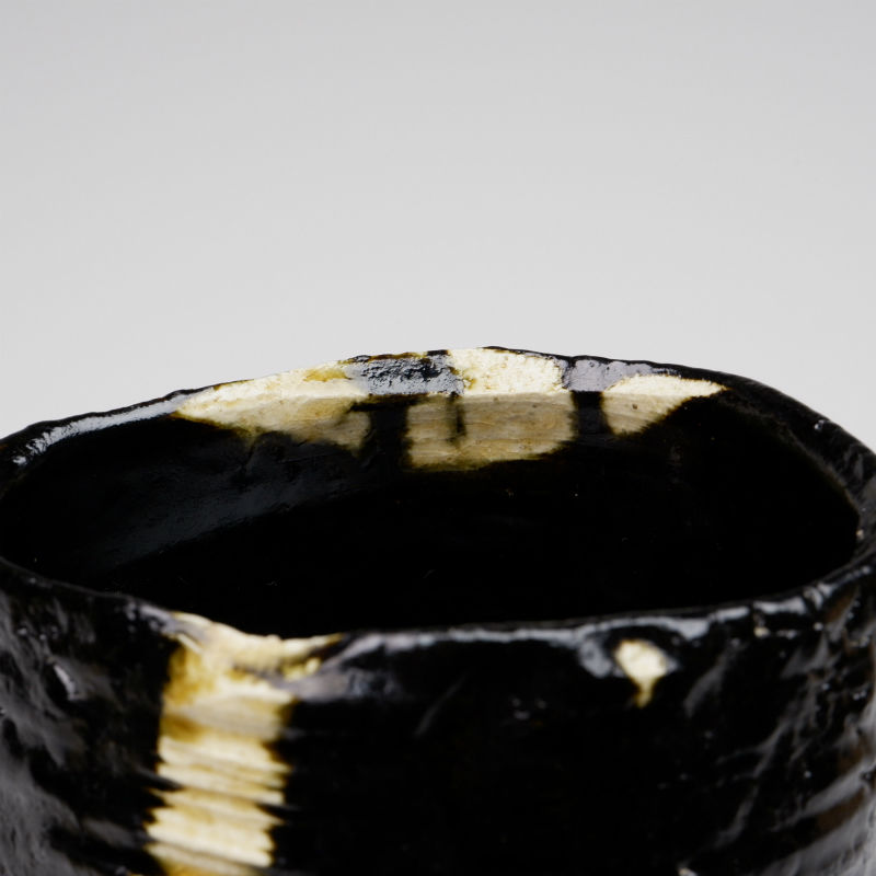 山田和 黒織部茶碗 | GALLERY 旭