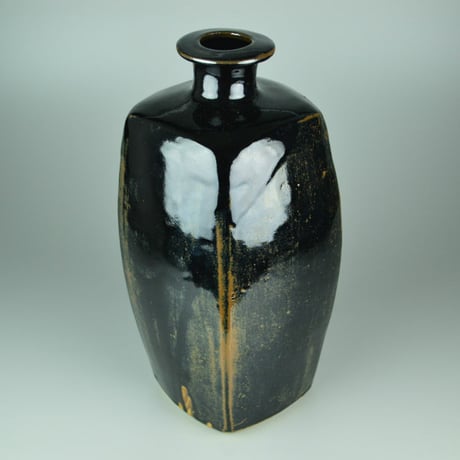 Bernard Howell Leach　Moulded Tenmoku Bottle.　　　　　　　　　　　　　　　　【お問い合わせ商品】