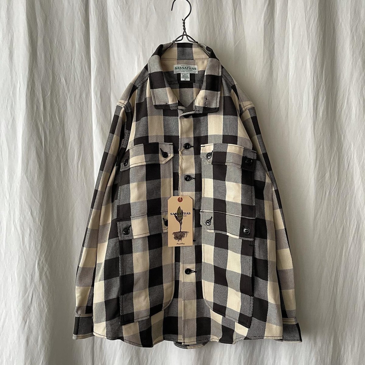 トップス sassafras botanical eagle scout half XL sassafras botanical eagle scout half XL - メルカリ