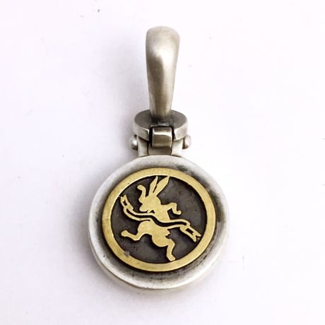 Bright Heart Silverframe PENDANT（ペンダントトップ）［BLINDRABBIT］