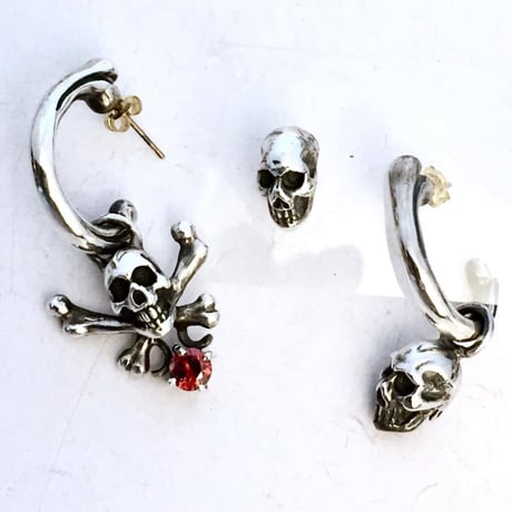 Skull Charm Pierce[Atelier Shima]