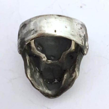 Malformation Skull リング　燻し［kinsfolk］
