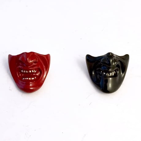面頬 (赤）マグネットバッジ[LYNX]