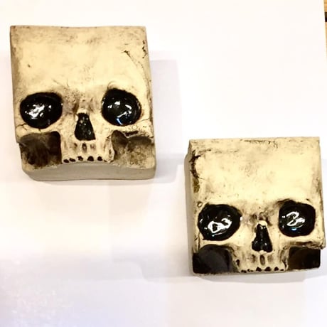 【SOLD OUT!！】キューブスカル～小物入れ～[大友窯SKULL]