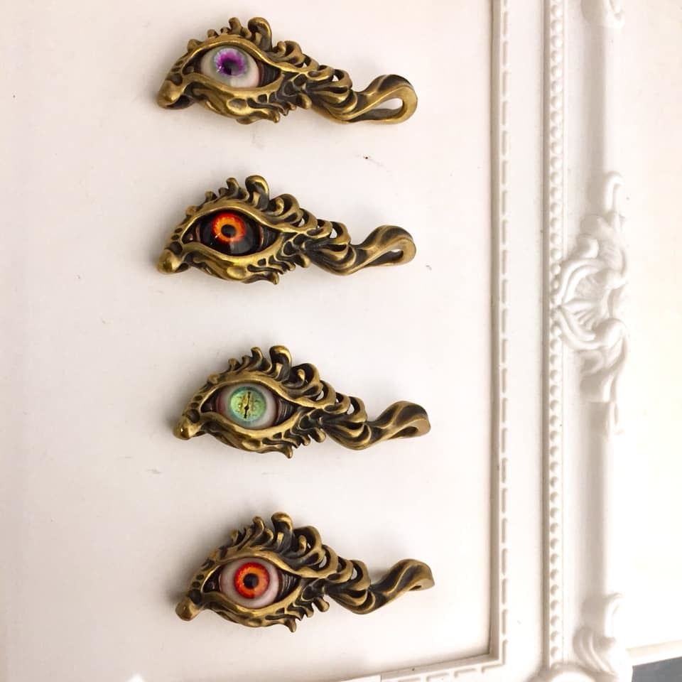 八咫烏様 fit=scale-down,w=1200