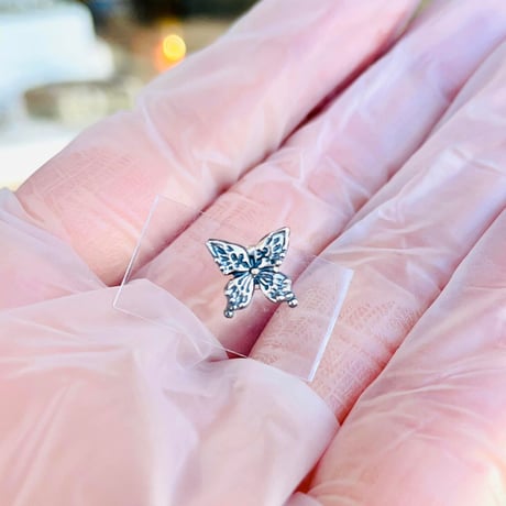 【即納可能！】蝶(ピアス)［anima exists in all creation］