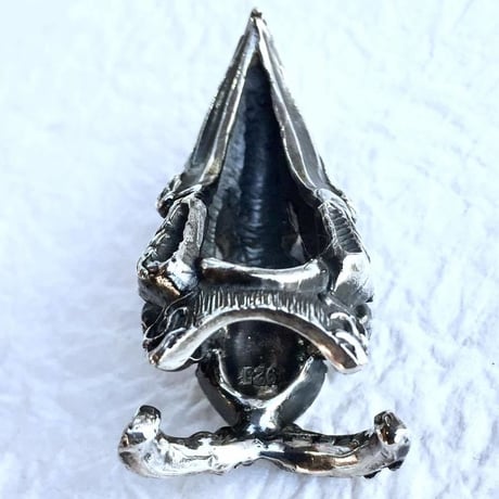 beast claw（ビーストクロウ）［anima exists in all creation］