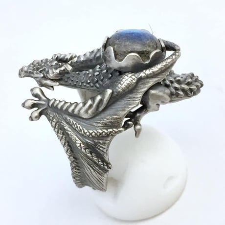 落ちたくないドラゴン　ラブラドライド（リング）［林檎屋］