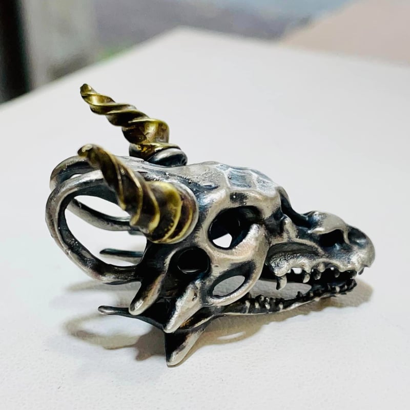 即納可能！】スカルドラゴン頭骨（ペンダントトップ）［林檎屋］ | 上