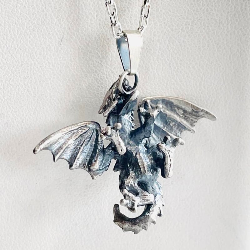 手乗りドラゴン（ペンダントトップ）［林檎屋］ | 上州本店 蛇骨堂