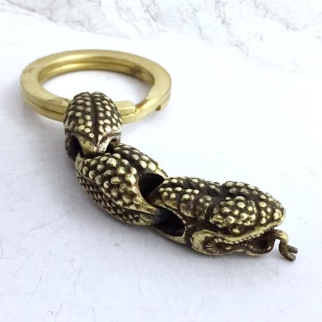 tattoo-snake keyring［kinsfolk］