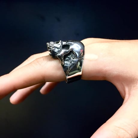 【即納可能サイズ＃21号】Human Skull Ring02［SKURANGER］