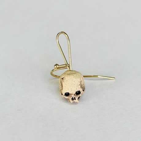 【SOLD OUT!！】豆ドクロピアス（片耳用1個ピアス）［大友窯SKULL］