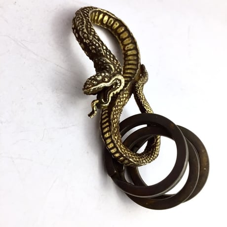 tattoo-snake keyfook［kinsfolk］