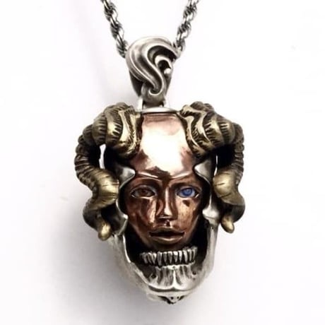 Succubus Glass Eye Pendant（ペンダントトップ）［BLIND RABBIT］