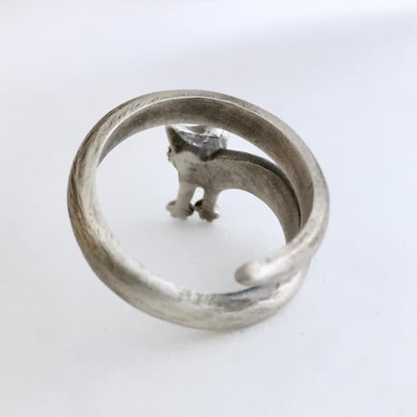 猫は液体・小（リング）［林檎屋］