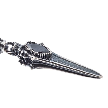 【即納可能！】スカルクラウンダガーピアス　～Skull Crown Dagger Earrings～ ［Artemis Kings］