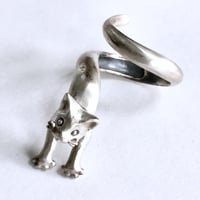 【2タイプのサイズ】猫は液体（リング）［林檎屋］