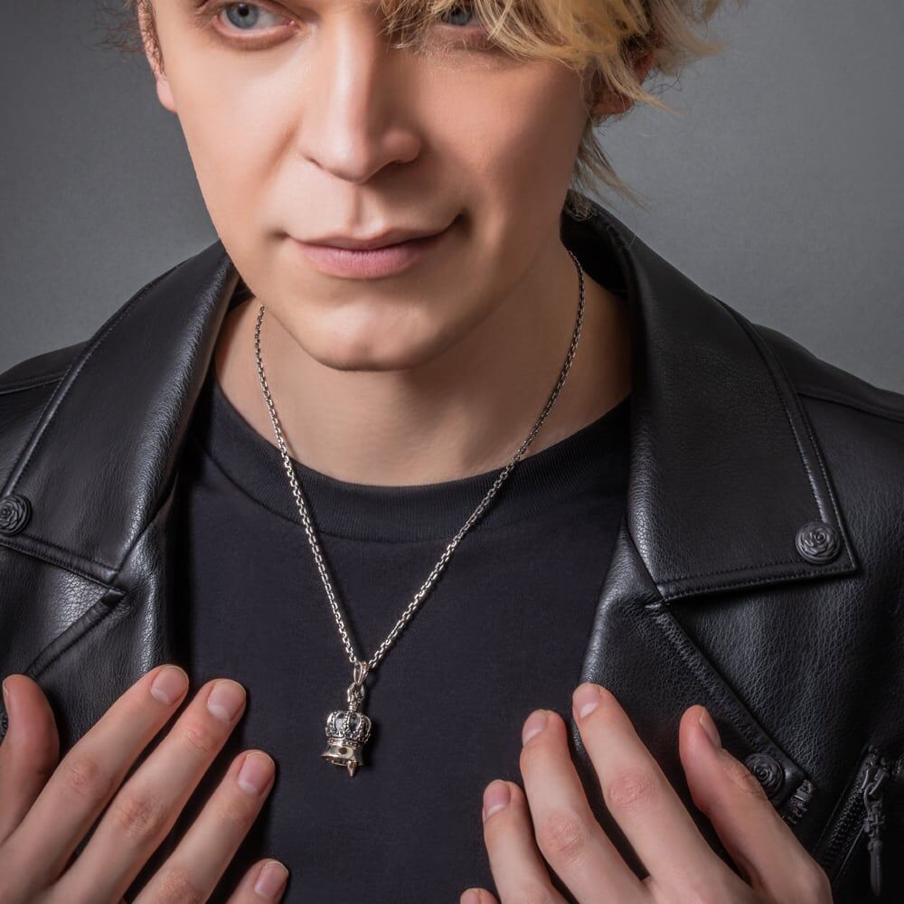 王冠型のベルペンダント】クラウンベルペンダント ［Artemis Kings