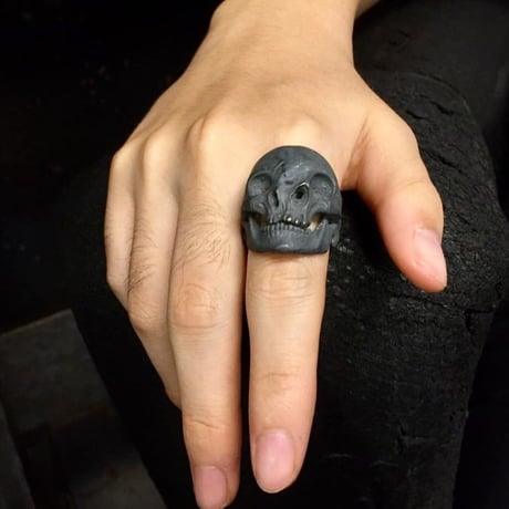 Malformation Skull リング　燻し［kinsfolk］