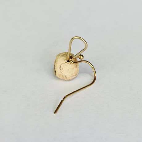 【SOLD OUT!！】豆ドクロピアス（片耳用1個ピアス）［大友窯SKULL］