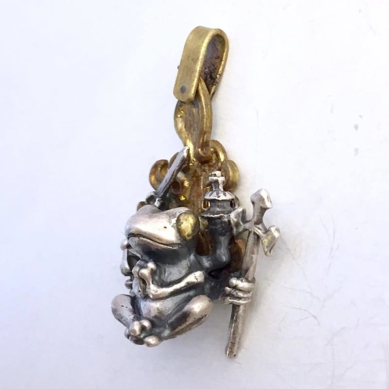 阿修羅カエル（ペンダントトップ）［林檎屋］ | 上州本店 蛇骨堂