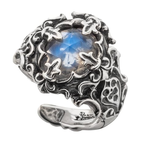 【即納可能！】ローズカットブルームーンリング　~Rose cut blue moon ring~　［Artemis Classic］