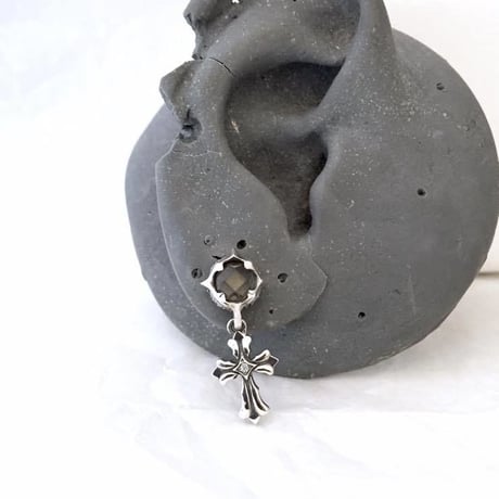 【即納可能！】カテドラルクロスピアス