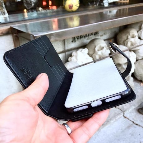 【50％OFF！SALE！！】本革アイフォンXS　MAX　ブックケース