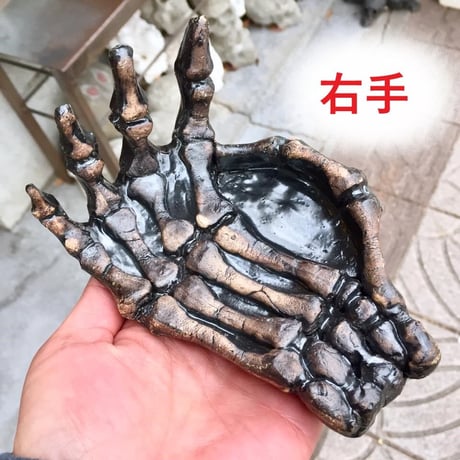 【SOLD OUT！】てのひら小物入れ[大友窯SKULL]
