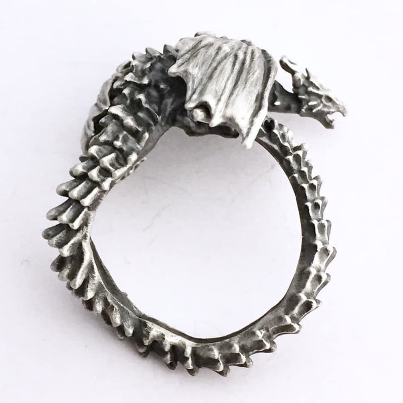 希少品❗️最終値下げ❗️ドラゴン彫刻 ヴィンテージリング 羽を広げるドラゴン 龍 925 シルバー ヴィンテージ リング 銀 指輪