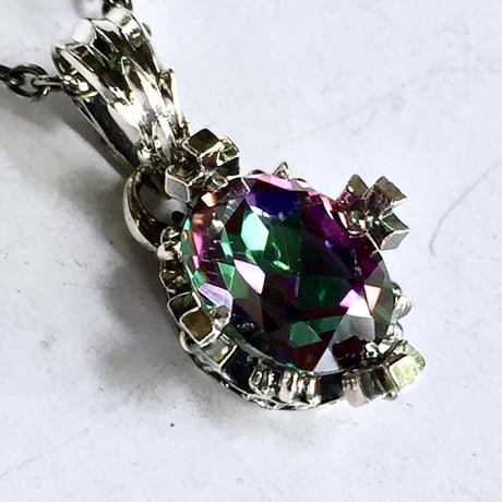 オーバルクラウンペンダント　ミスティッククォーツ～Oval crown pendant　Mystic Quartz～［Artemis Kings］