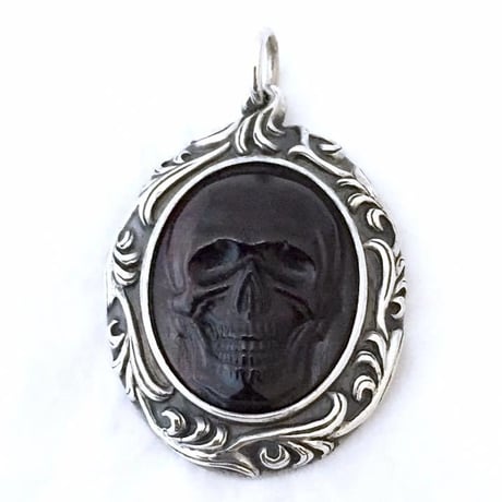 【SOLD OUT!】オーバルウッドスカル（漆塗り紫檀）ペンダント