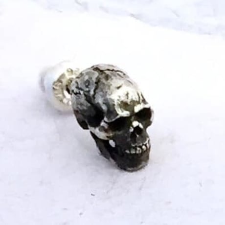 Skullピアス［kinsfolk］