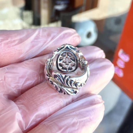 【即納可能！】ローズカットブルームーンリング　~Rose cut blue moon ring~　［Artemis Classic］