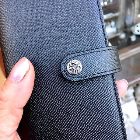 【50％OFF！SALE！！】本革アイフォンXS　ブックケース