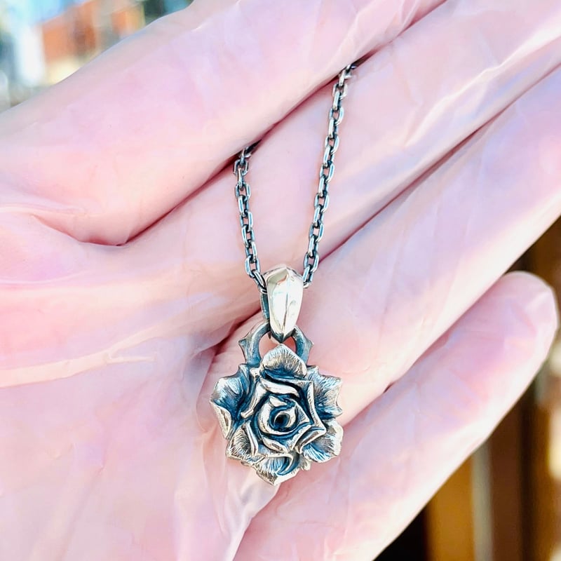 即納可能！薔薇のペンダント】 ET-018［GLAM SCALE］ | 上州本店 蛇骨堂