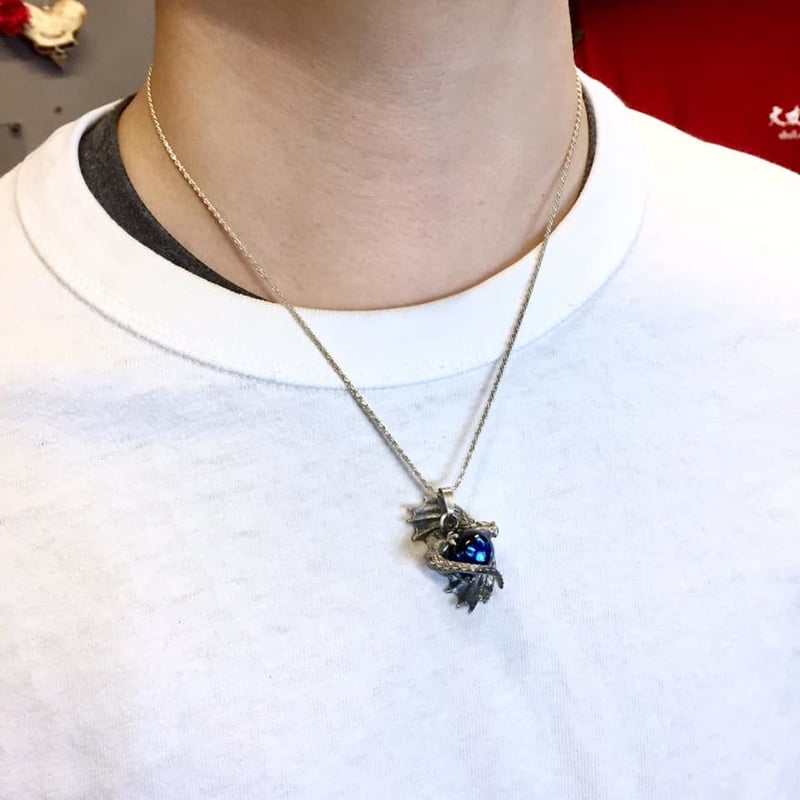 紅葉☆K18WG☆ダイヤモンドパヴェ☆ドラゴンモチーフ☆ペンダントトップ 紅葉様専用☆K18WG☆ダイヤモンドパヴェ☆ドラゴンモチーフ