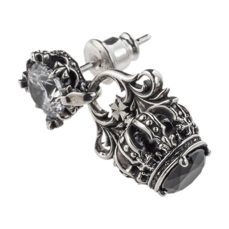 【即納可能！王冠2つのピアス】ノーブルクラウンピアス　～Noble crown earring～ ［Artemis Kings］