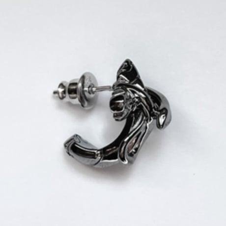 【蛇と十字架のピアス】OuroborosCollection 3rd Happinessシルバーピアス［Bizarre］