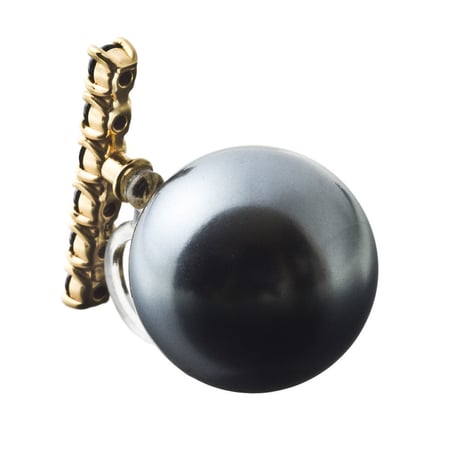 ブラックボールノンホールピアス