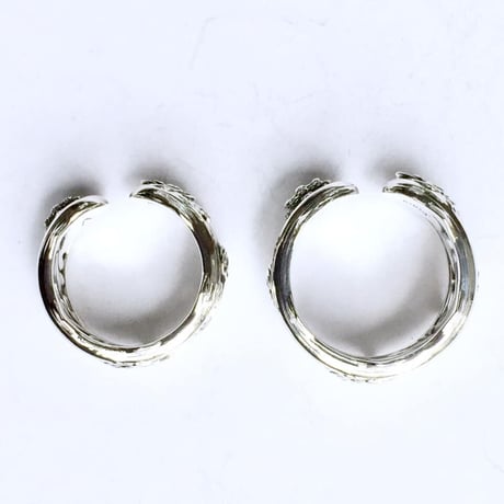 【即納可能！】ローズカフリング　～Rose cuff ring～[ArtemisKings]