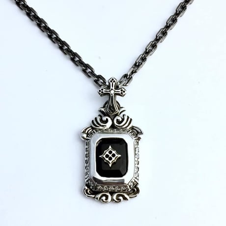 【SOLD OUT!】★蛇骨堂限定販売★クロスクワトロフォイルオニキスチャーム