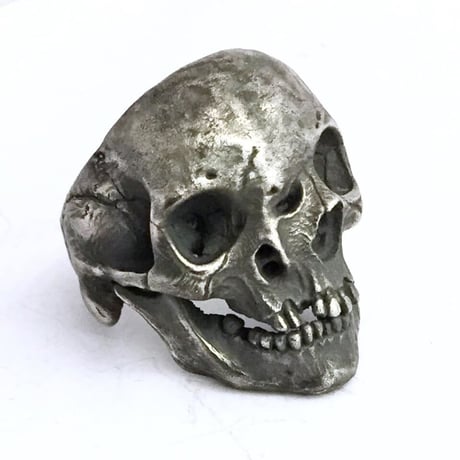 Malformation Skull リング　燻し［kinsfolk］