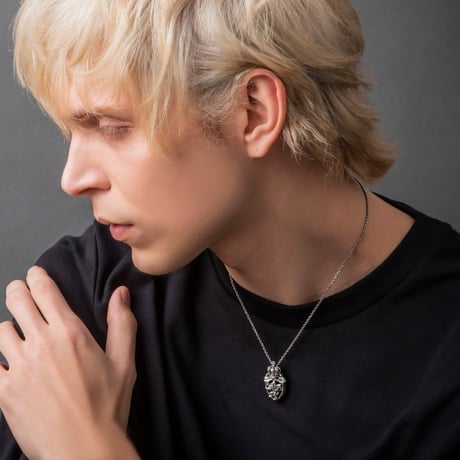 ライオンシールドペンダント　～Lion shield pendant～ ［Artemis Kings］
