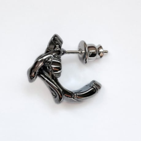 【蛇と十字架のピアス】OuroborosCollection 3rd Happinessシルバーピアス［Bizarre］